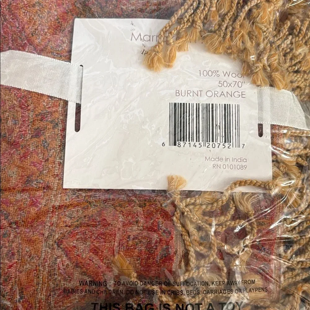Melange Home Bohemian Wool Collection Marrakesh Throws $265
